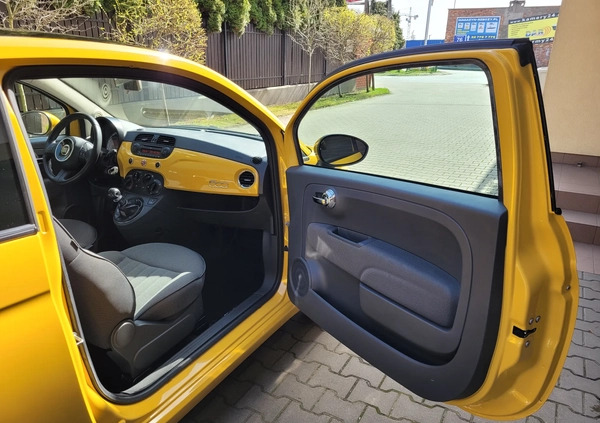 Fiat 500 cena 33999 przebieg: 79763, rok produkcji 2014 z Warszawa małe 191